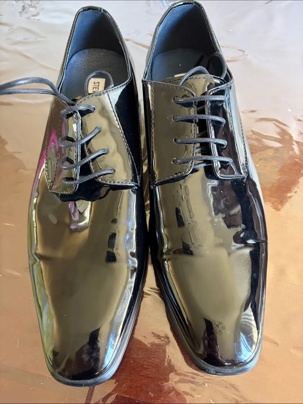 Steve Madden Glossy Black Patent Lace-Up Oxfords